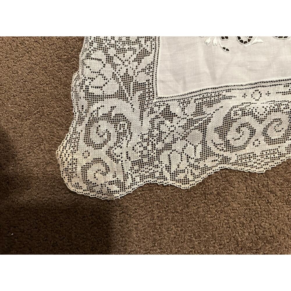 Antique Rectangular Tablecloth - Picture 9 of 10
